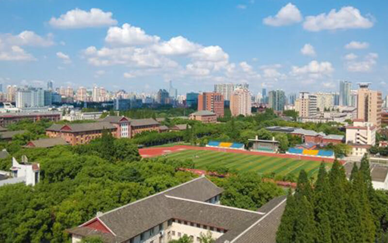俯瞰校园