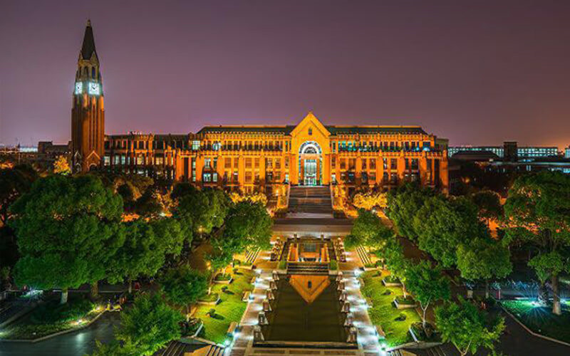 校园夜景