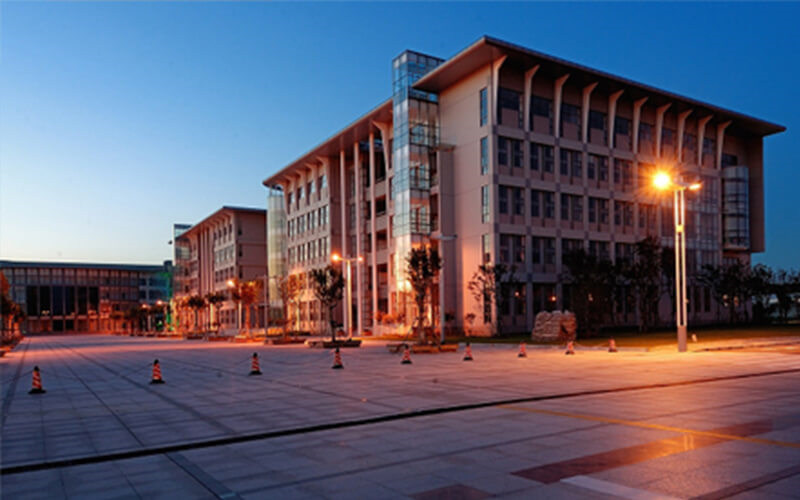 学院夜景