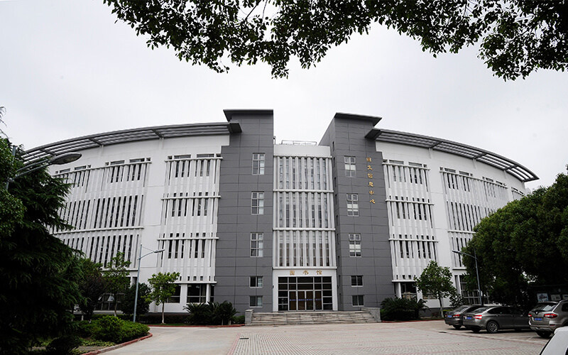 学院建筑