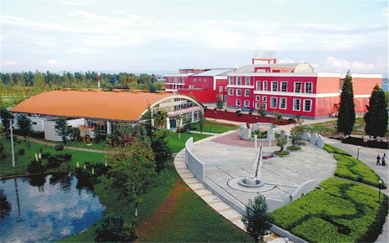 云南文化艺术职业学院首页