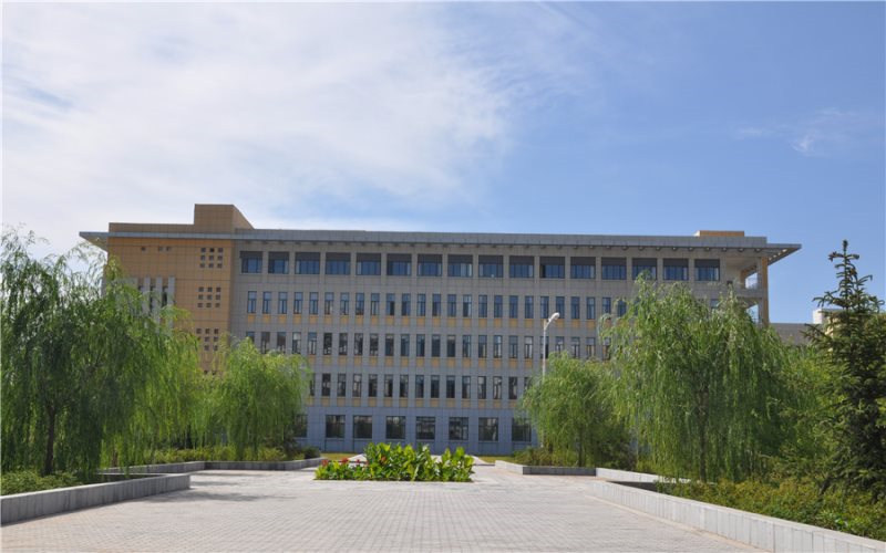 鄂尔多斯生态环境职业学院首页