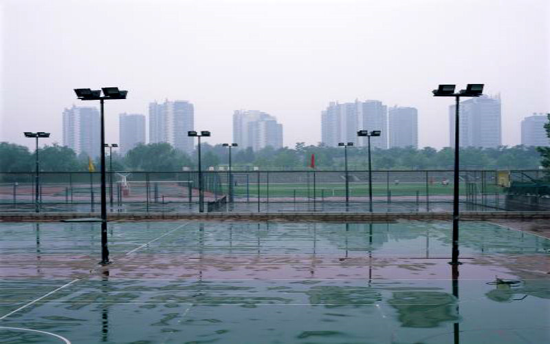 雨后运动场