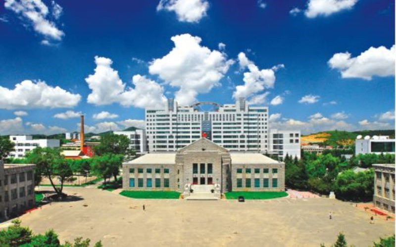 俯瞰校园