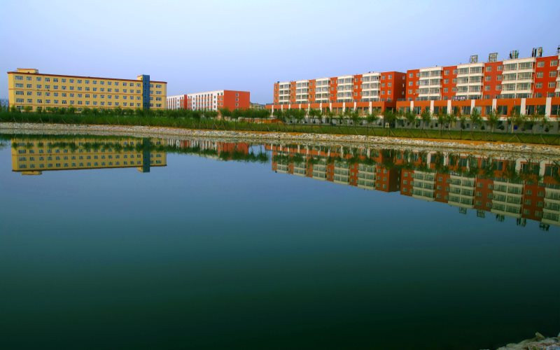 水上校园