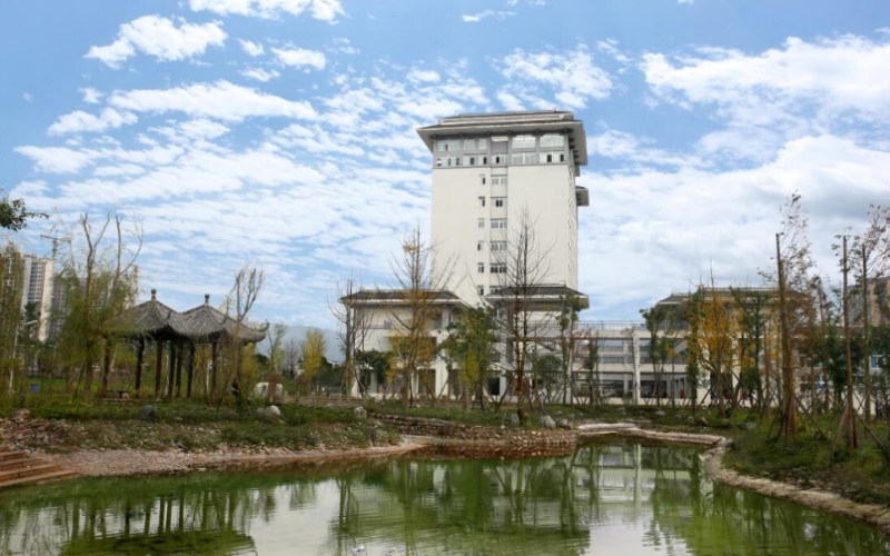 水上校园