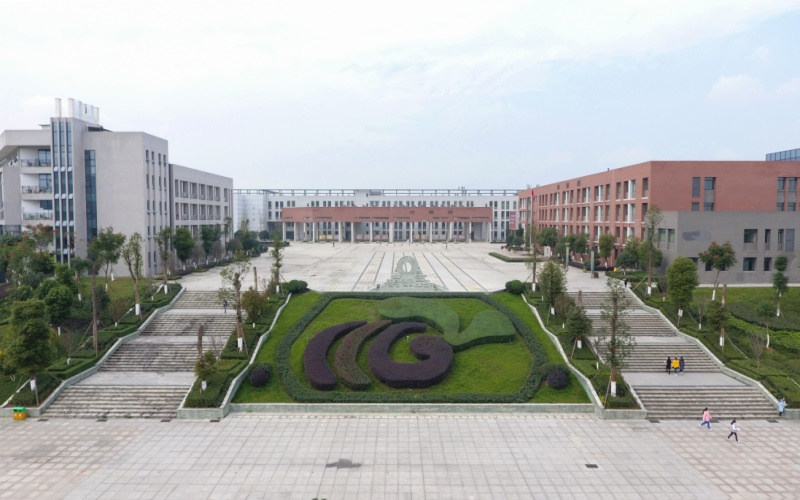 川南幼儿师范高等专科学校首页