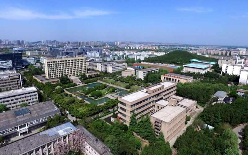 俯瞰校园