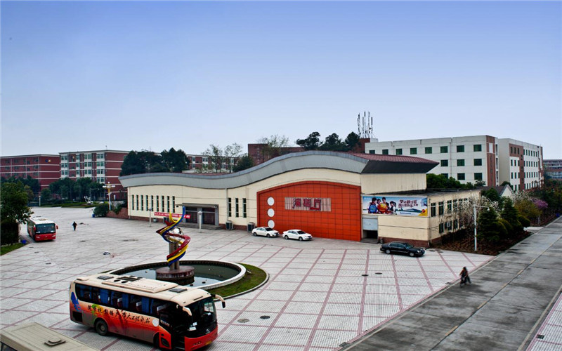 俯瞰校园