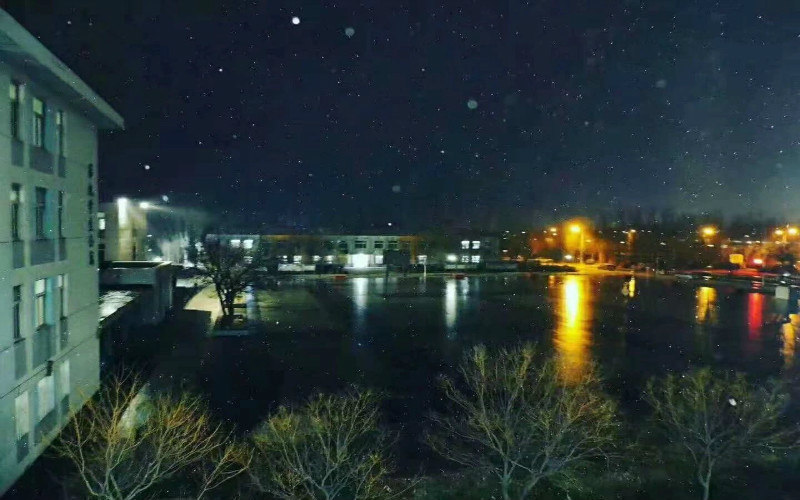 校园夜景