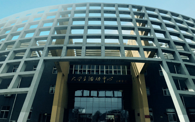 大楼门口