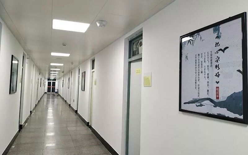 宿舍走廊