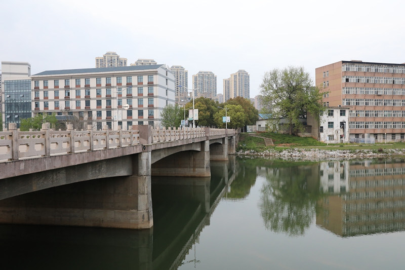 水上校园
