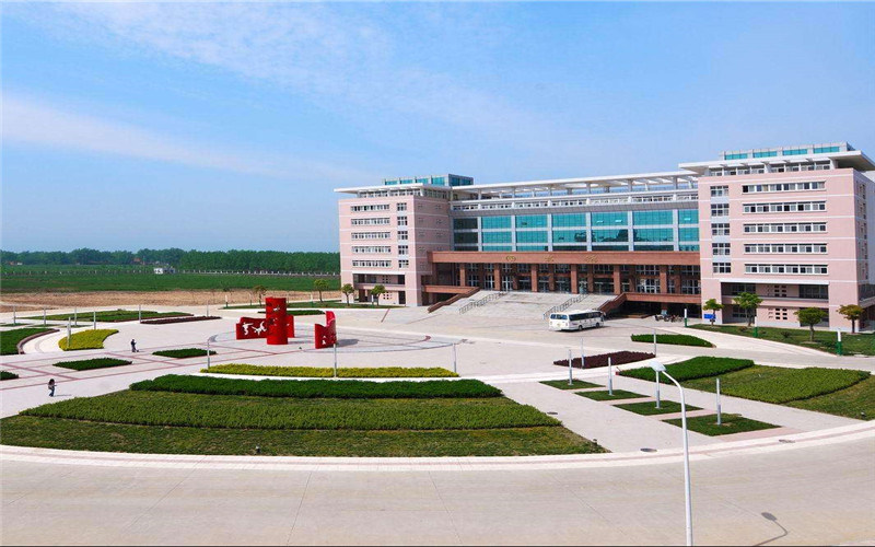 学院中心