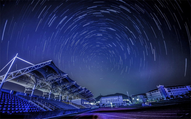 学院夜景