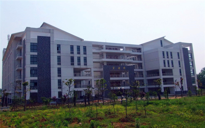 学院建筑