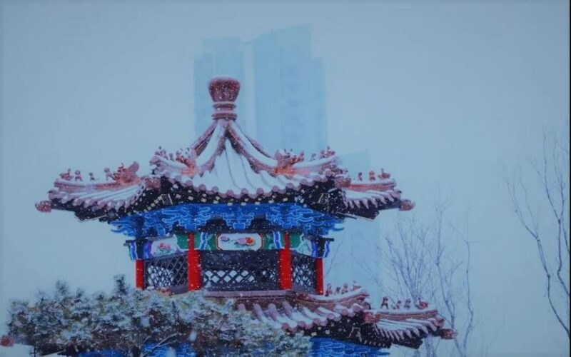 校园冬景