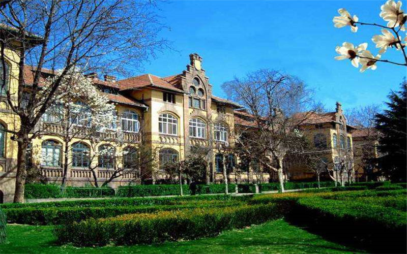 中国海洋大学首页
