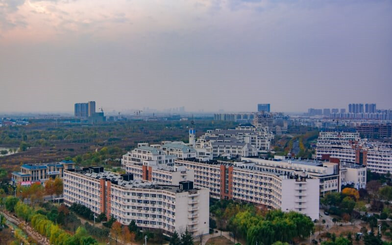 俯瞰校园