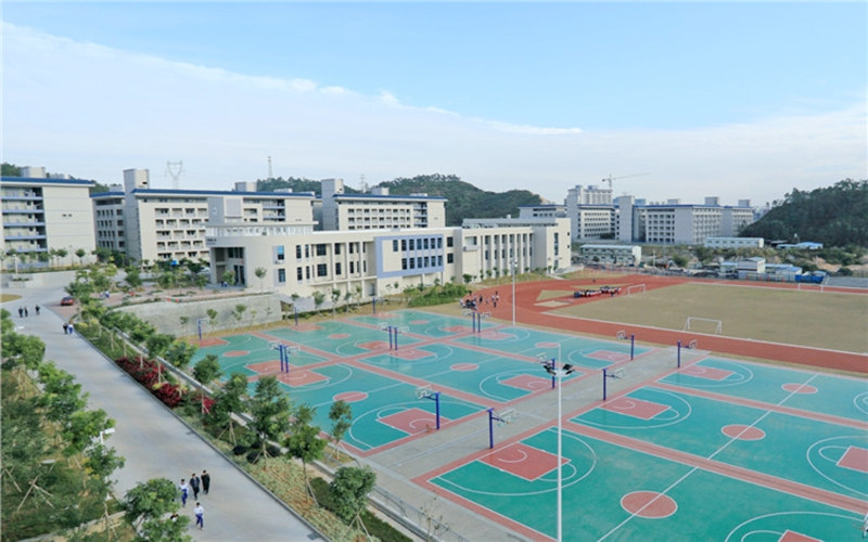 篮球场