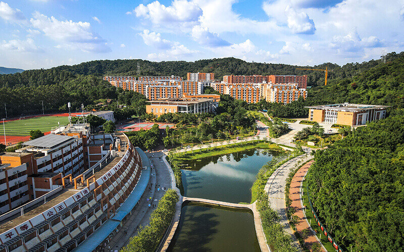 俯瞰学院