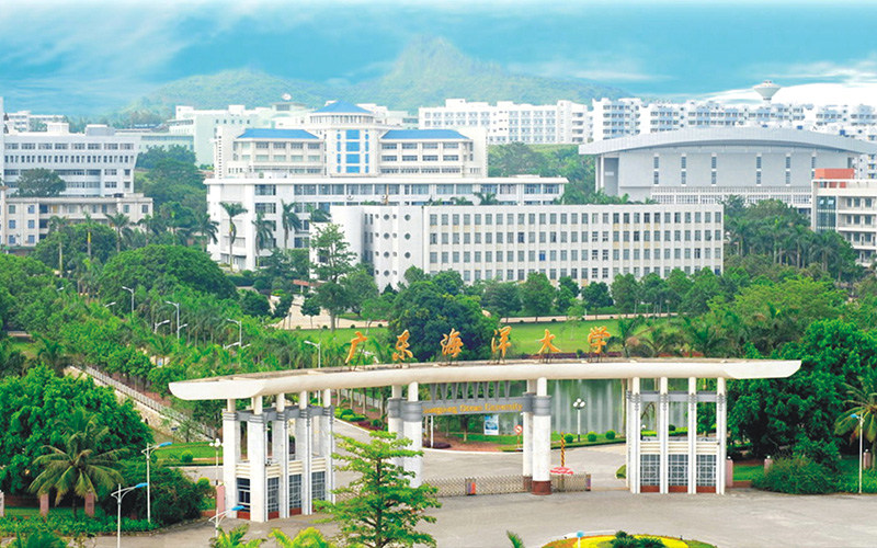 俯瞰校园