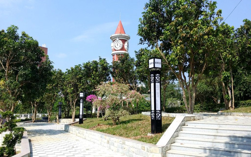 学院转角