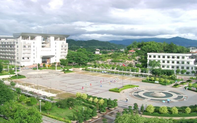 嘉应学院首页