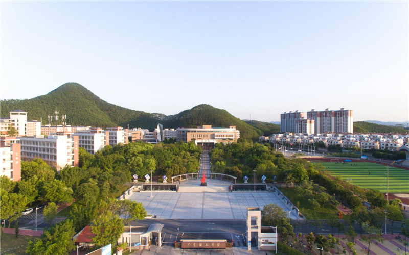 广东理工学院首页