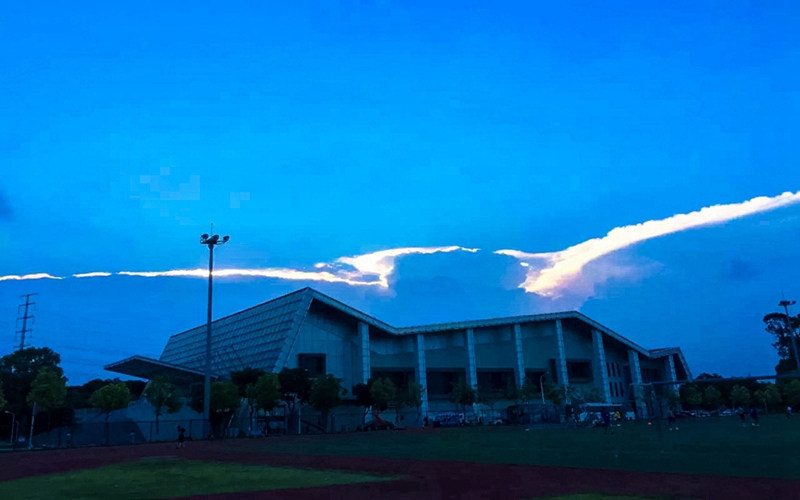 学院夜景