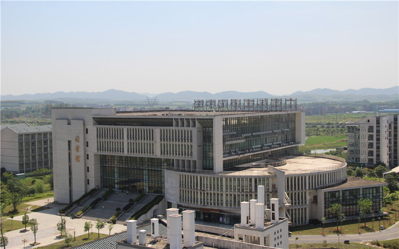 俯瞰学院