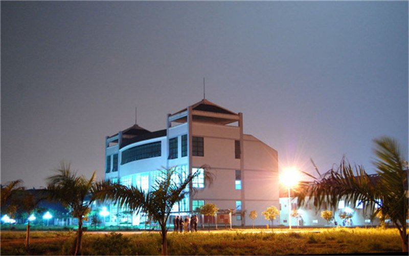 学院夜色