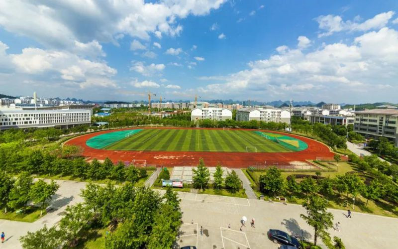 俯瞰学院