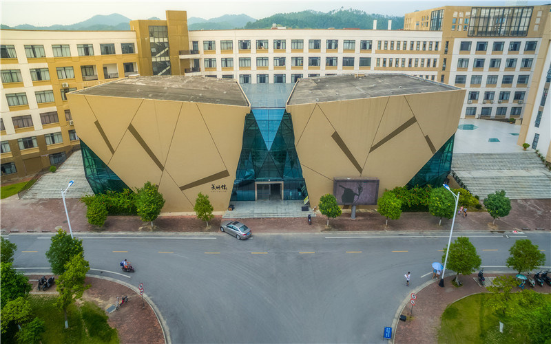 学院建筑