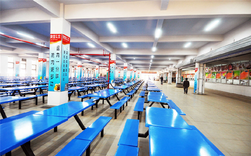 学生餐厅