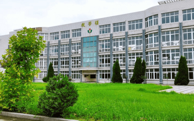 学院建筑