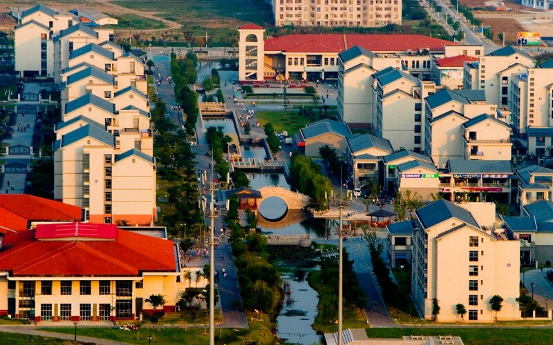 俯瞰校园