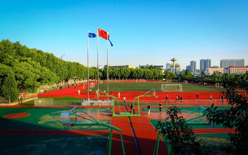 运动场