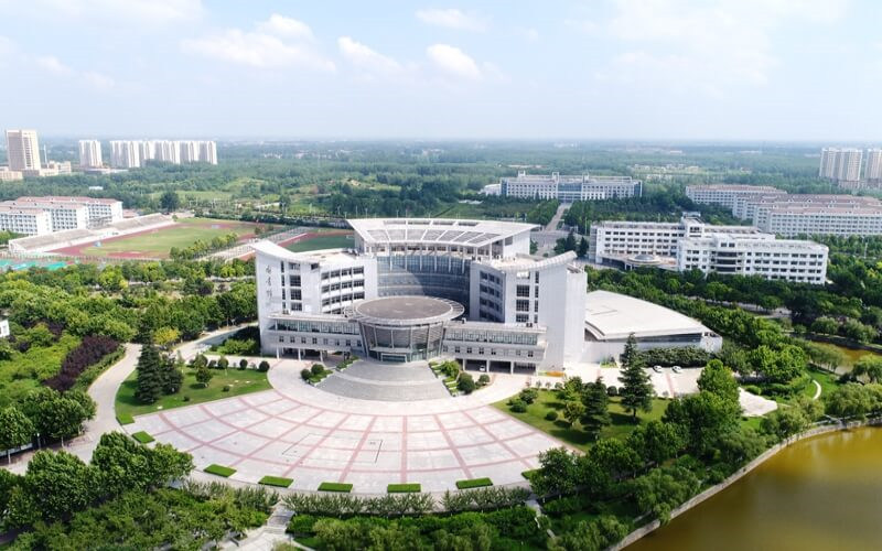 俯瞰学院