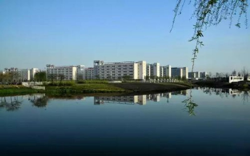 水上校园