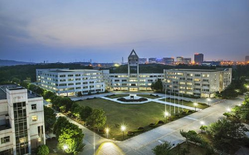 俯瞰学院