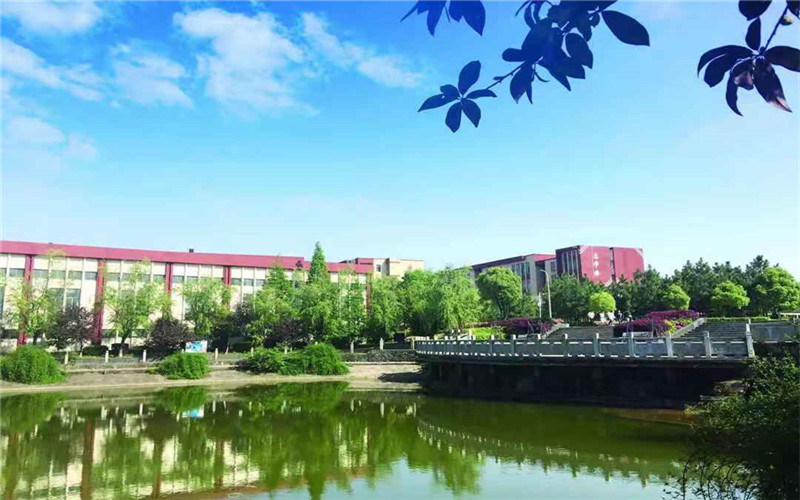 水上校园