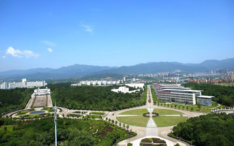 俯瞰校园