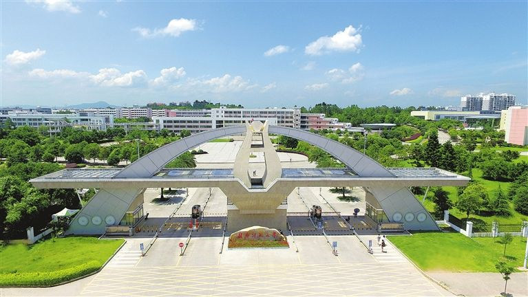俯瞰校园