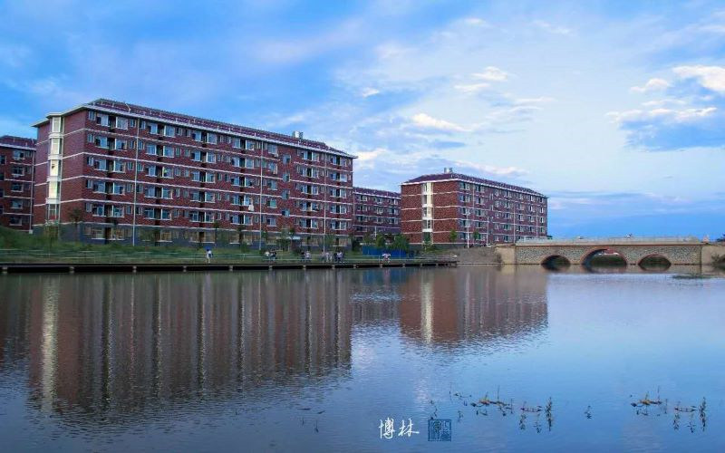 水上校园