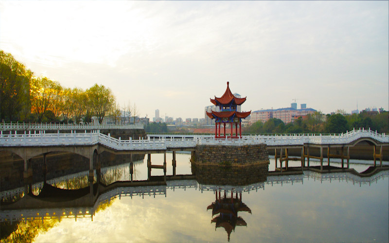 水上校园