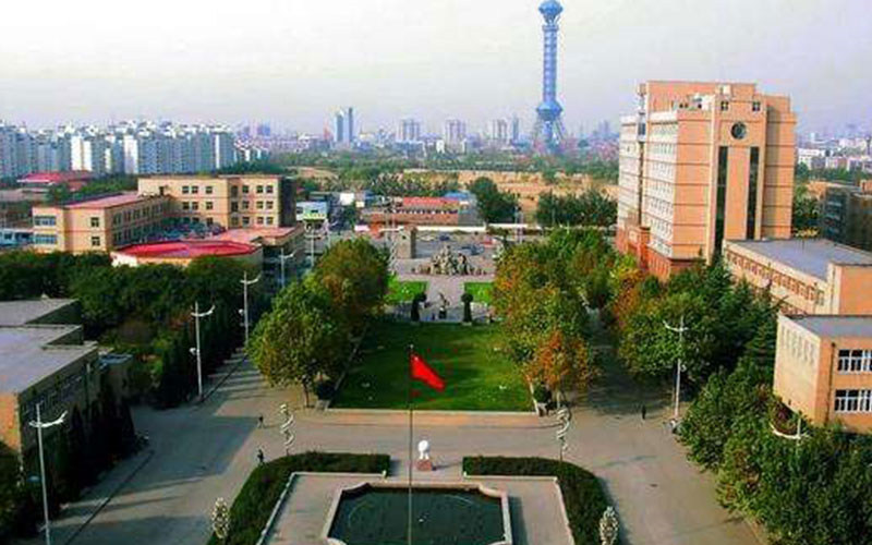 俯瞰校园