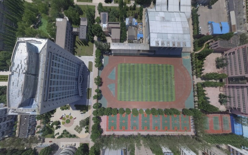 俯瞰校园