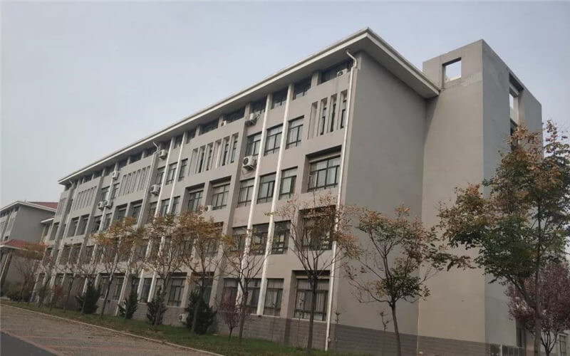 学院建筑
