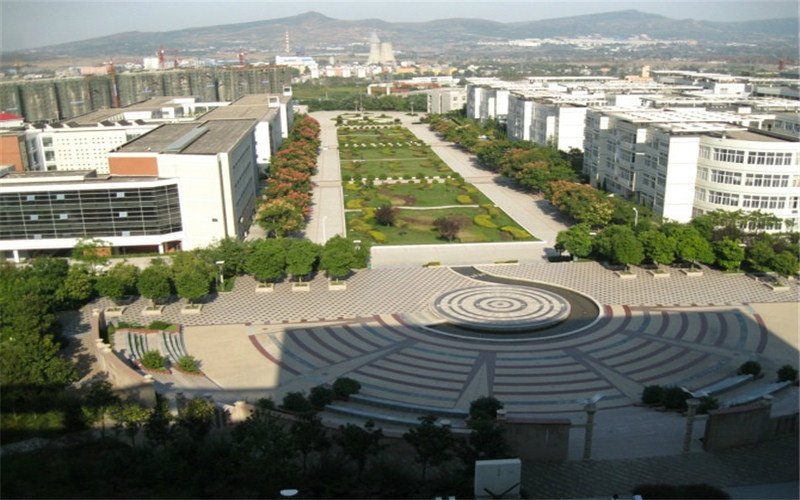 俯瞰校园